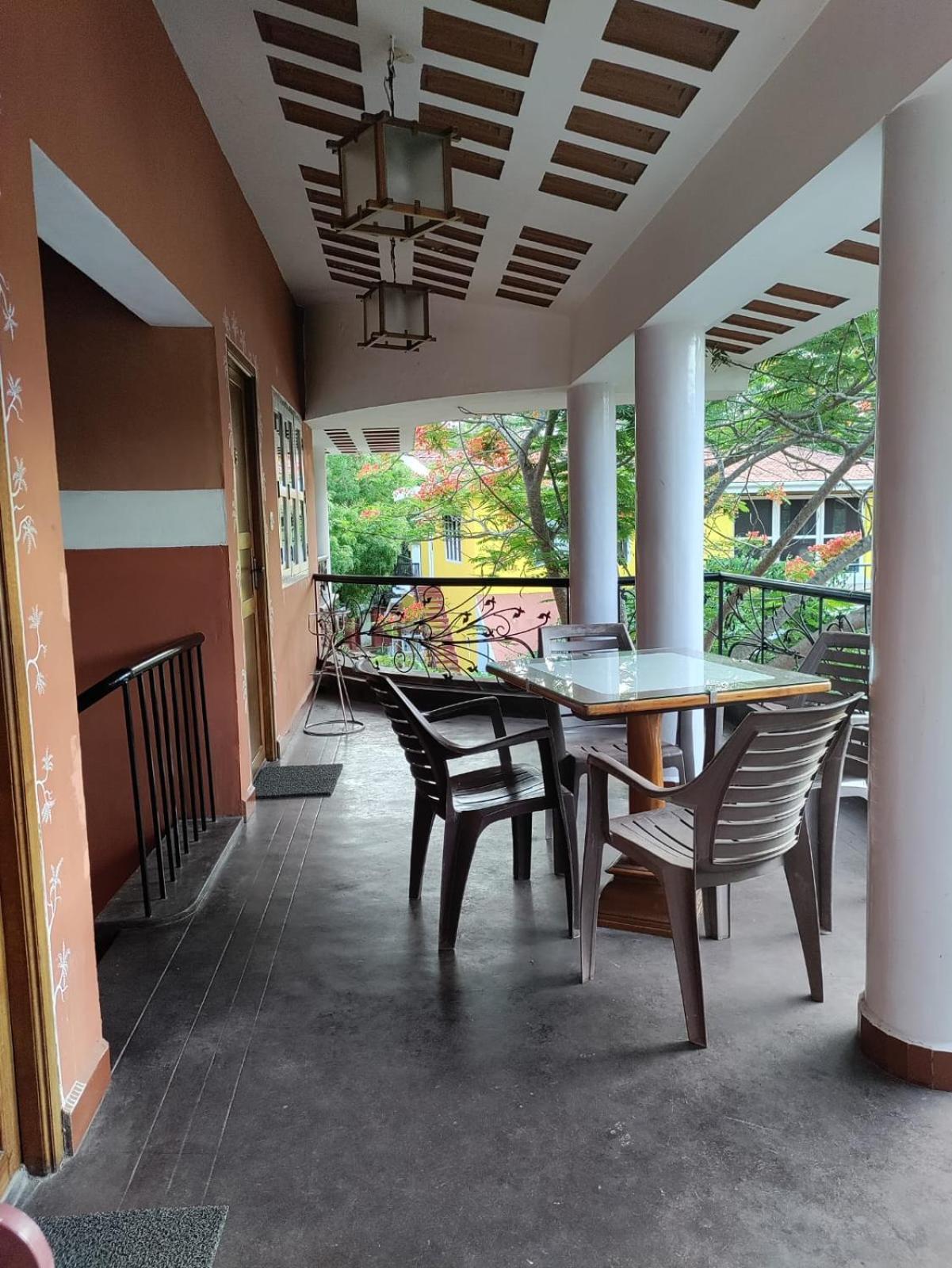 Inn Pondiville Forest Retreat ポンディシェリ エクステリア 写真