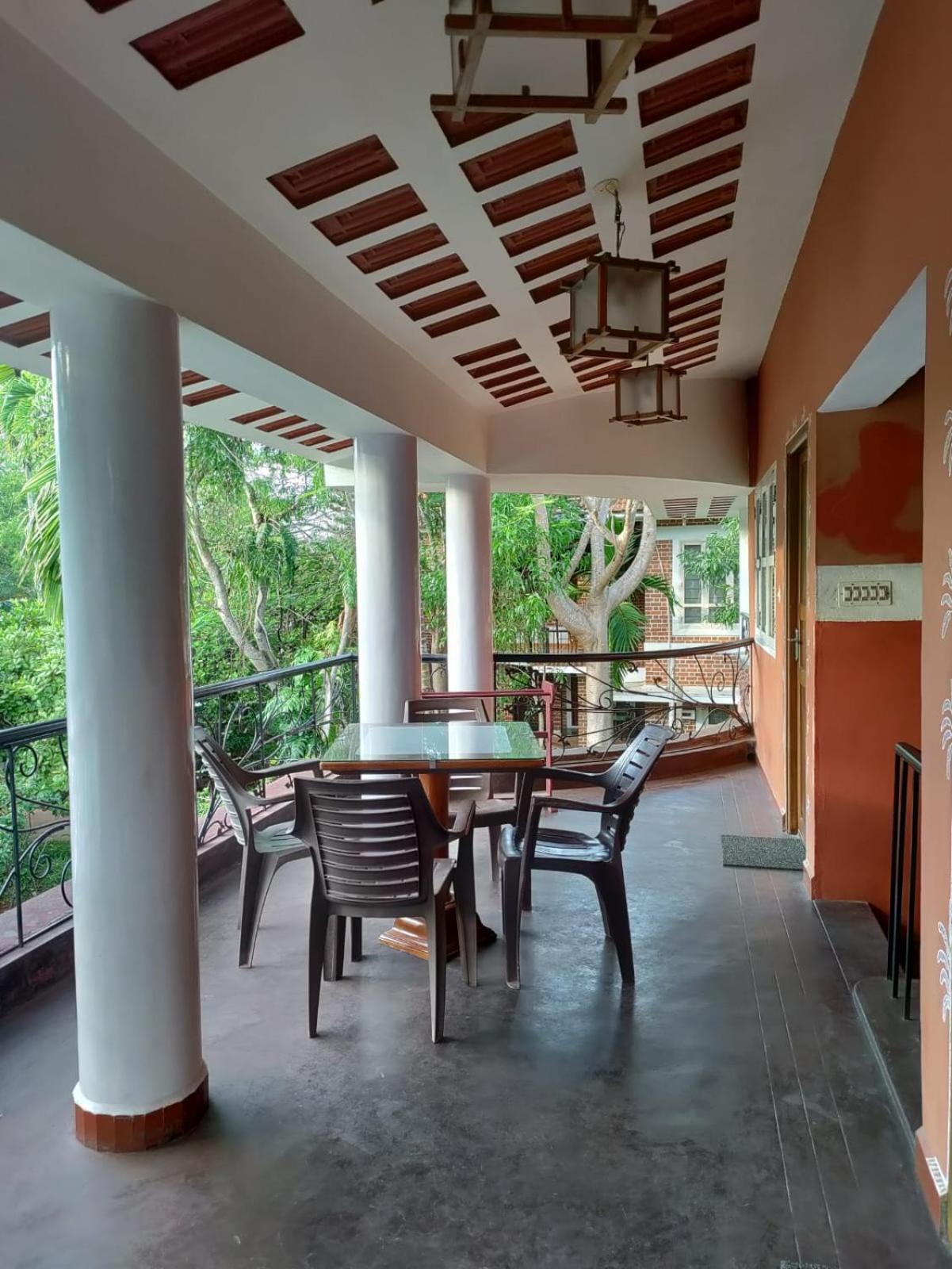 Inn Pondiville Forest Retreat ポンディシェリ エクステリア 写真