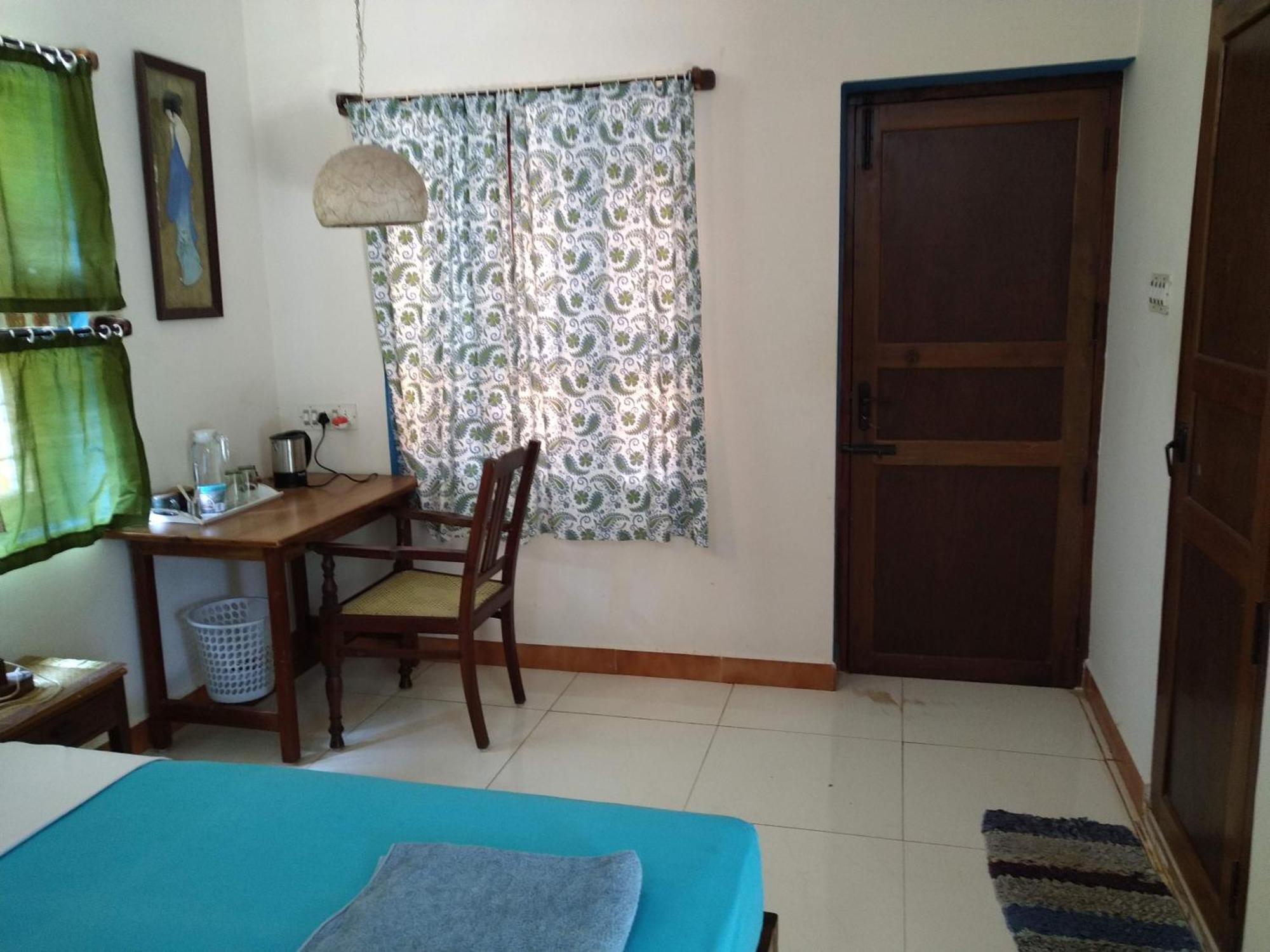 Inn Pondiville Forest Retreat ポンディシェリ 部屋 写真